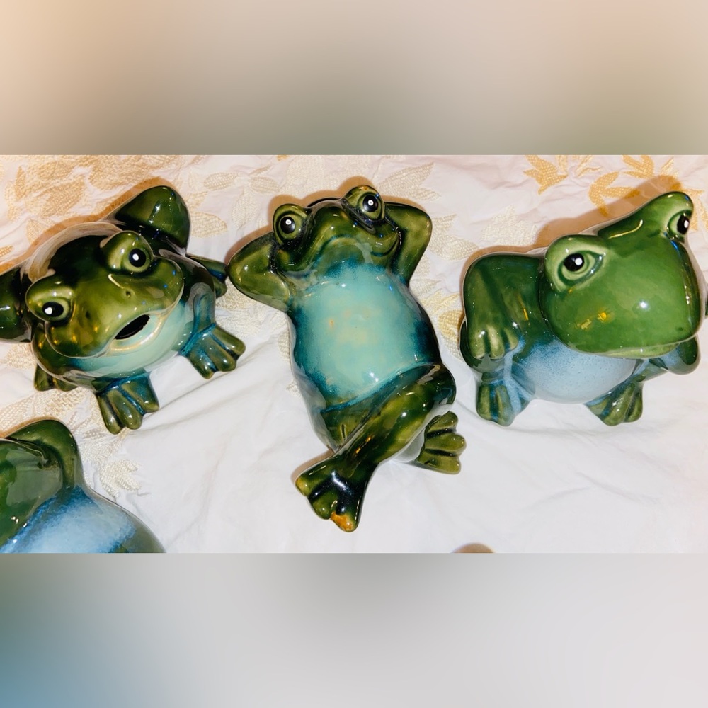 Frogs🐸Galore, Selling My 6 Piece Set, Can Exhibit Unique Flaws/Small Scratches - Picture 9 of 16